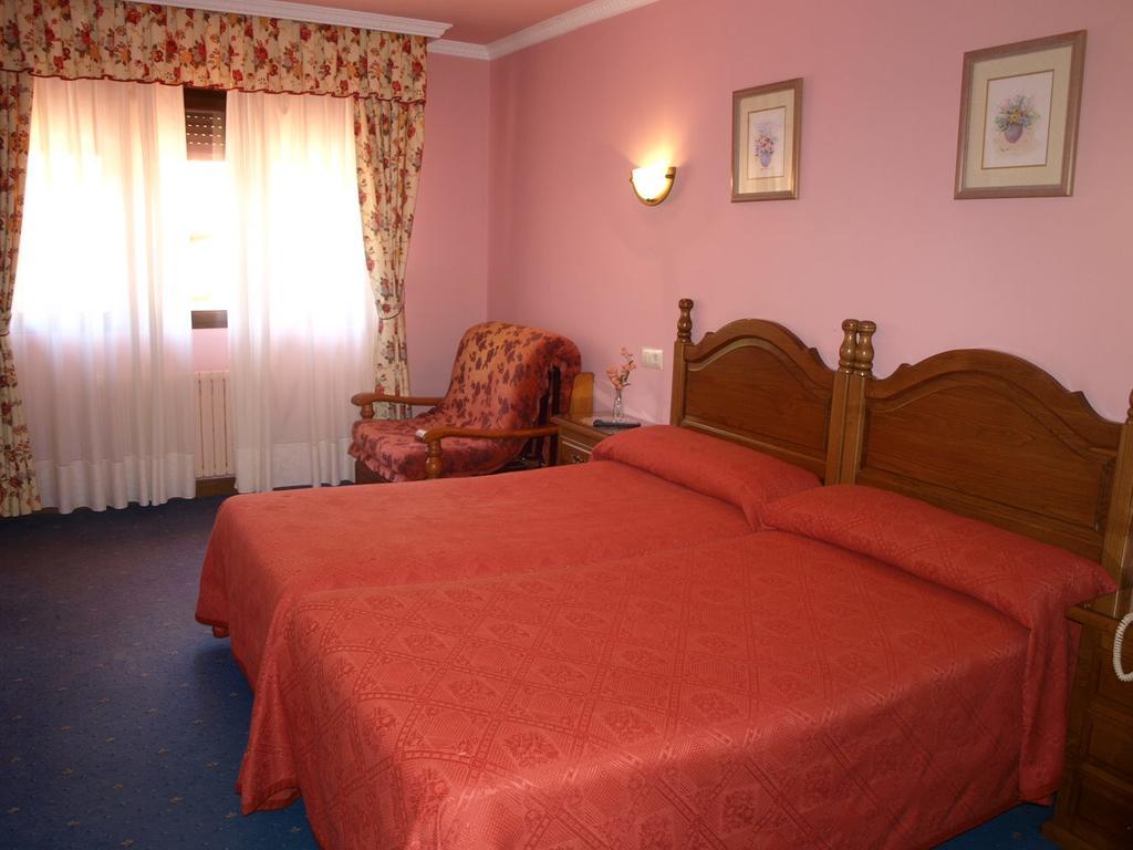 Hotel La Molinuca Alles Εξωτερικό φωτογραφία